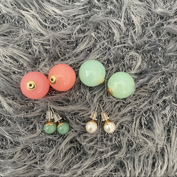 Two Pairs of Front-Back Earrings - Picture 4 of 5